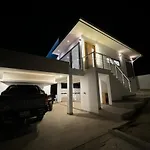 Maya 1 - Seaview Mordern Luxury